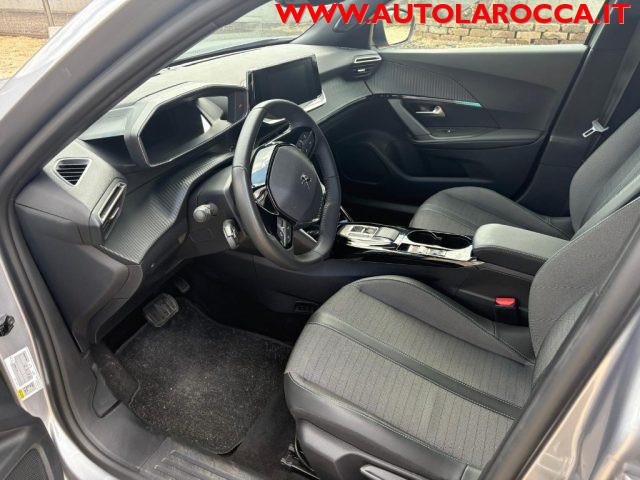 PEUGEOT 2008 motore elettrico 136 CV Allure Pack