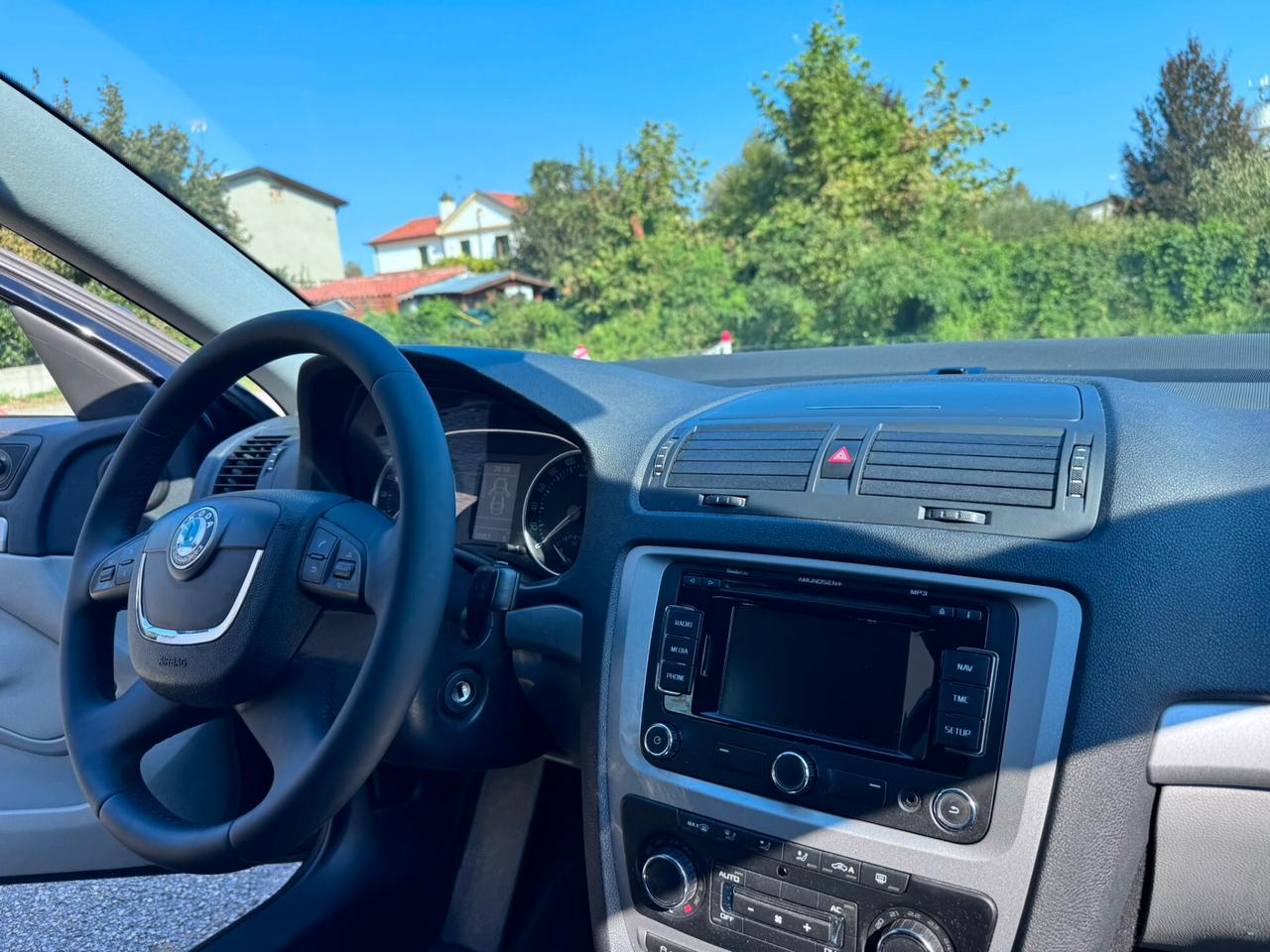 Skoda Octavia 1.6 TDI CR F.AP. DSG Wagon Elegance