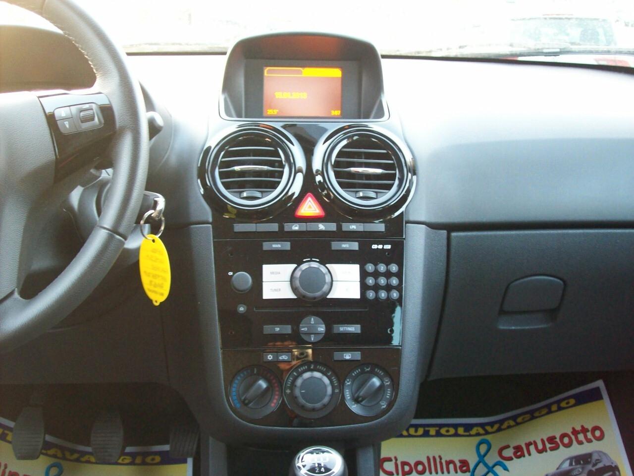 OPEL CORSA 1.2 CV.85 GPL / BZ TECH EDITION "2013"