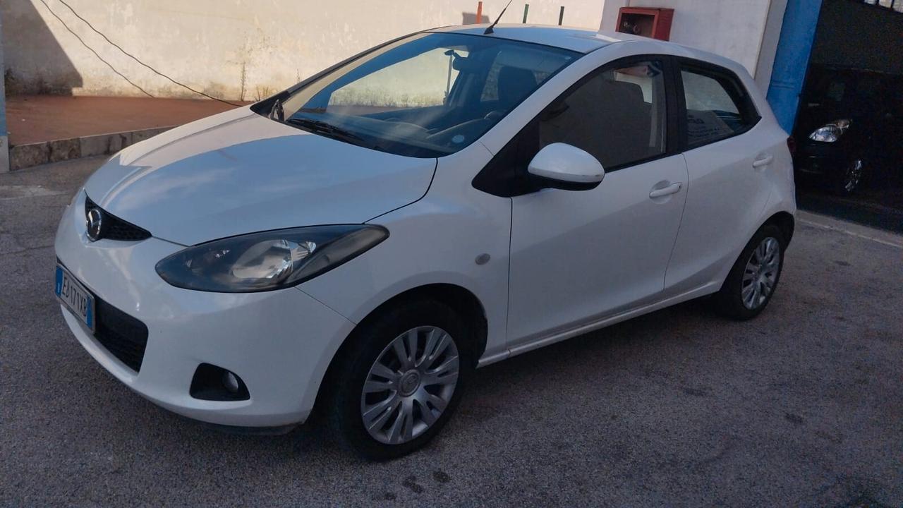 Mazda 2 MAZDA2 1.3 16V 75CV 5P PLAY GEN.GPL