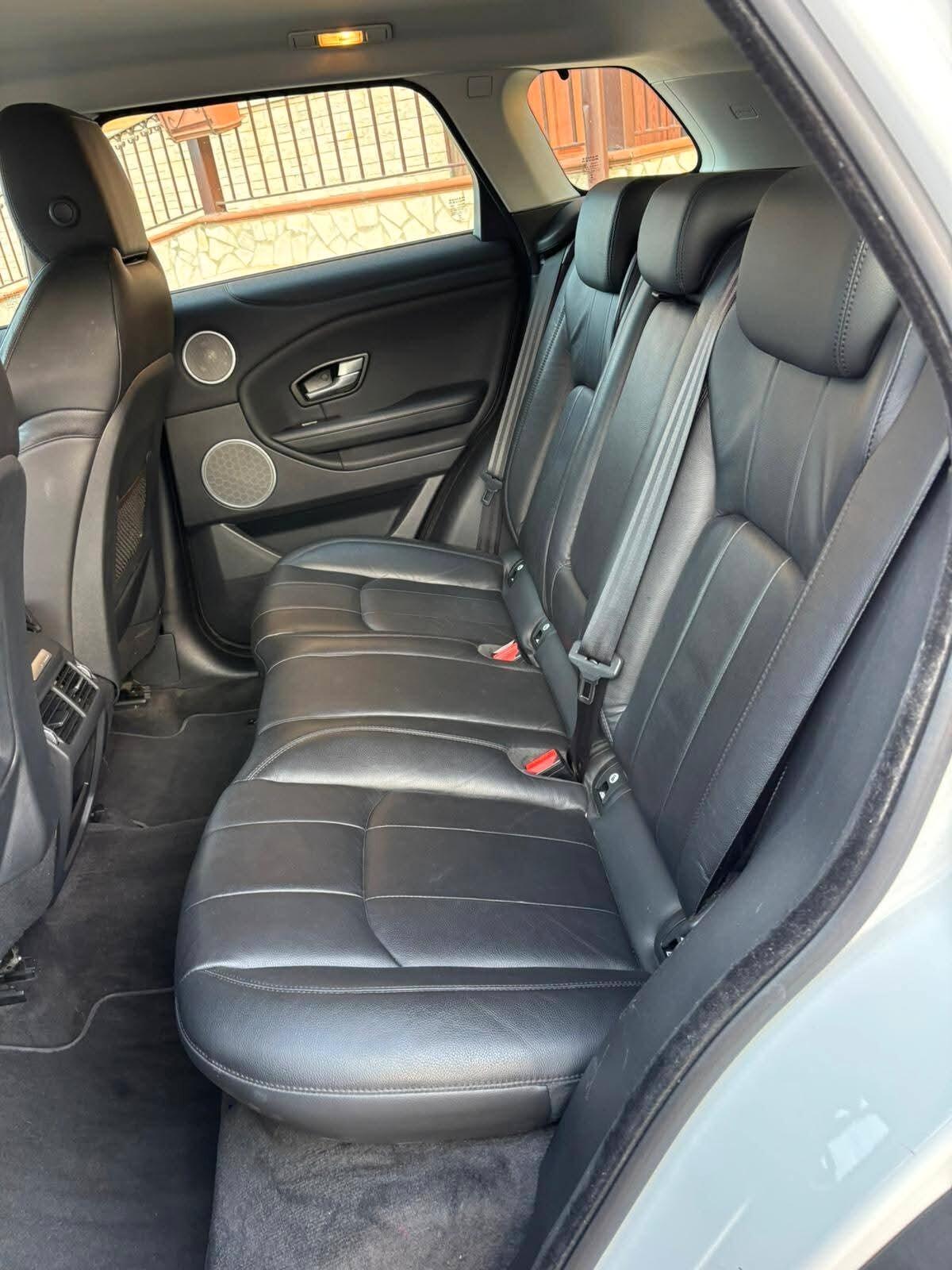 Land Rover Range Evoque 2.0 TD4 150 CV 5p. Pure
