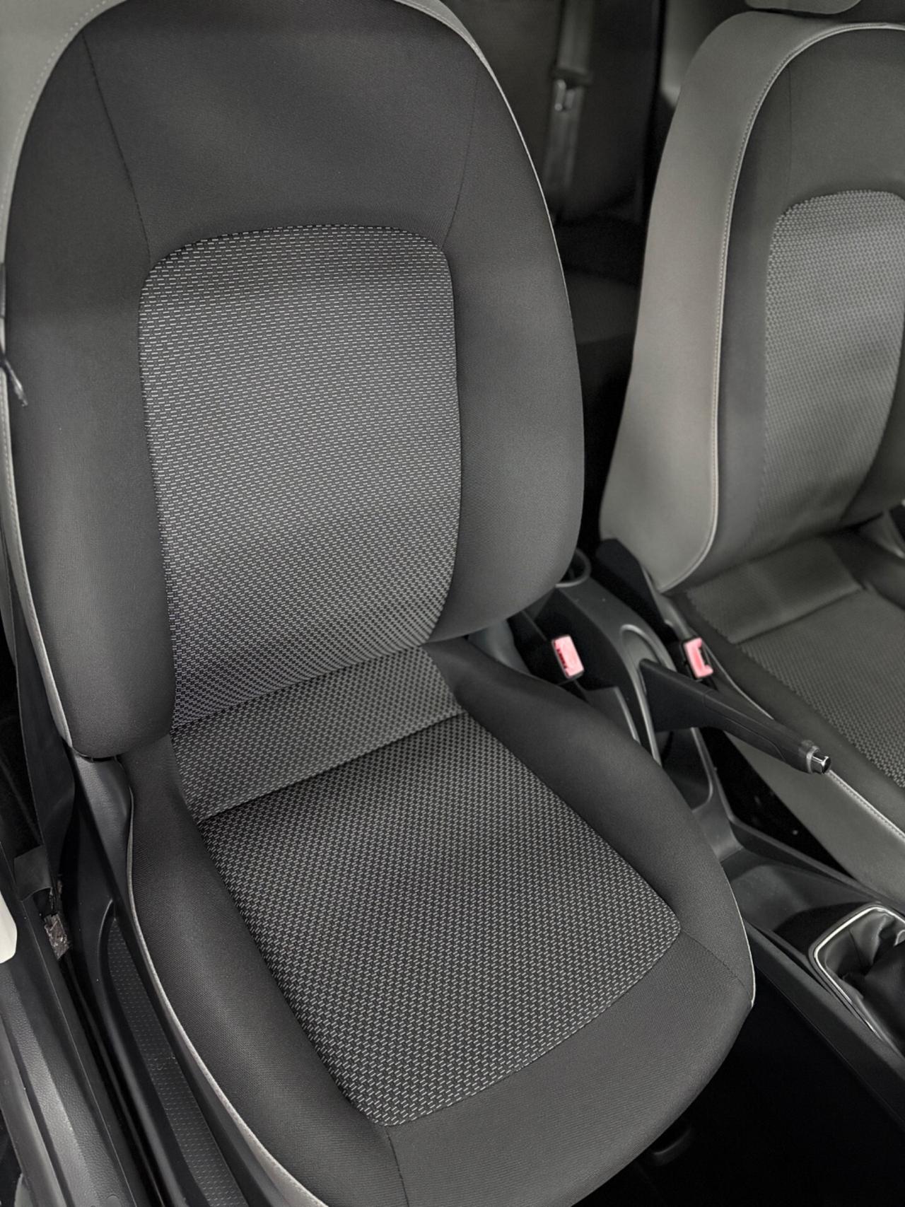 Seat Ibiza 1.0 75 CV 5p. Connect Grey