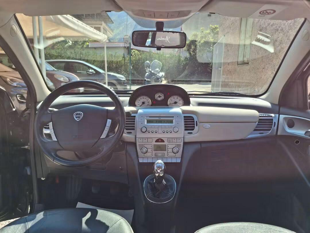 Lancia Ypsilon 1.3 MJT 16V 95 CV 3 porte S&S Platinum