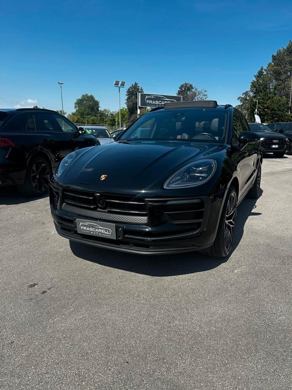 Porsche Macan 2.0 /tetto/pasm/carplay/full