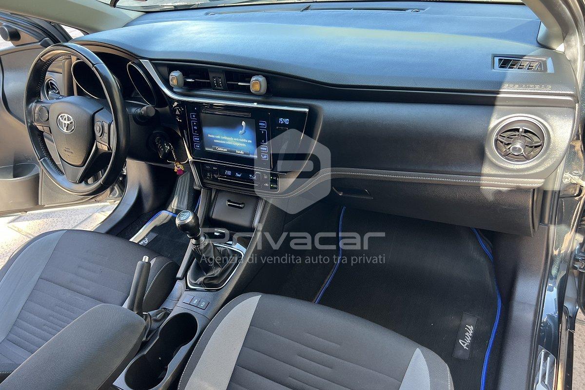 TOYOTA Auris 1.6 D-4D Active