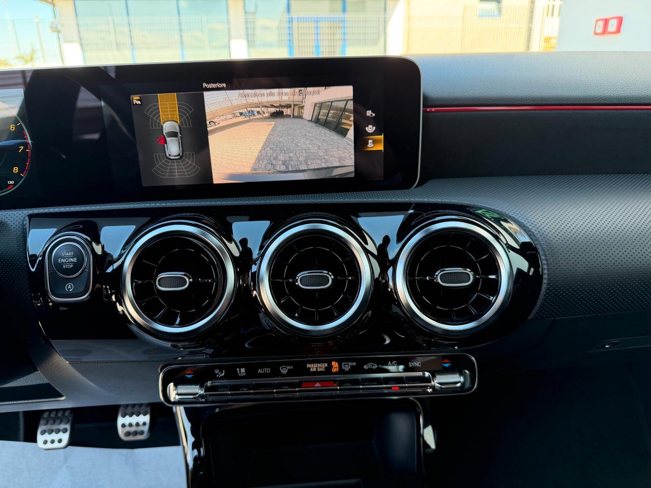 Mercedes-benz A 200 Premium AMG Line