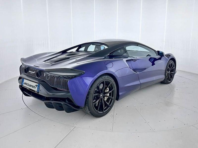 McLaren Artura Artura Performance - McLaren Milano