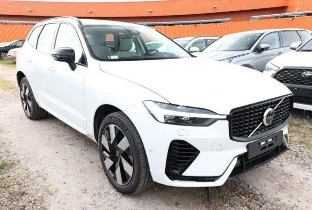 VOLVO XC60 T8 Plug-in hybrid AWD automatico Ultra Dark