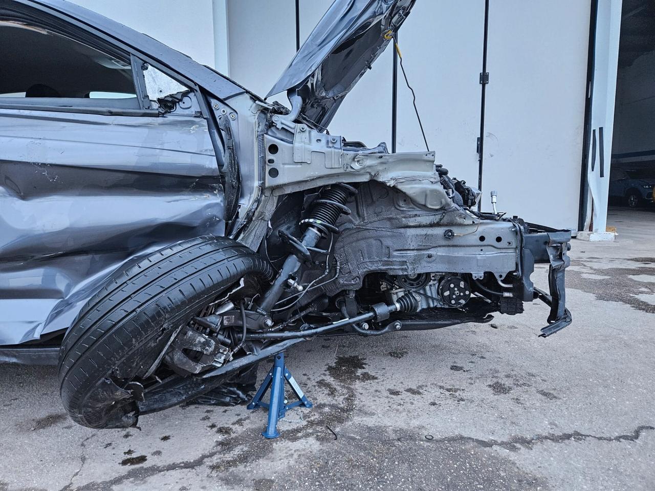 Volkswagen Polo 1.0 evo Life 80cv INCIDENTATA