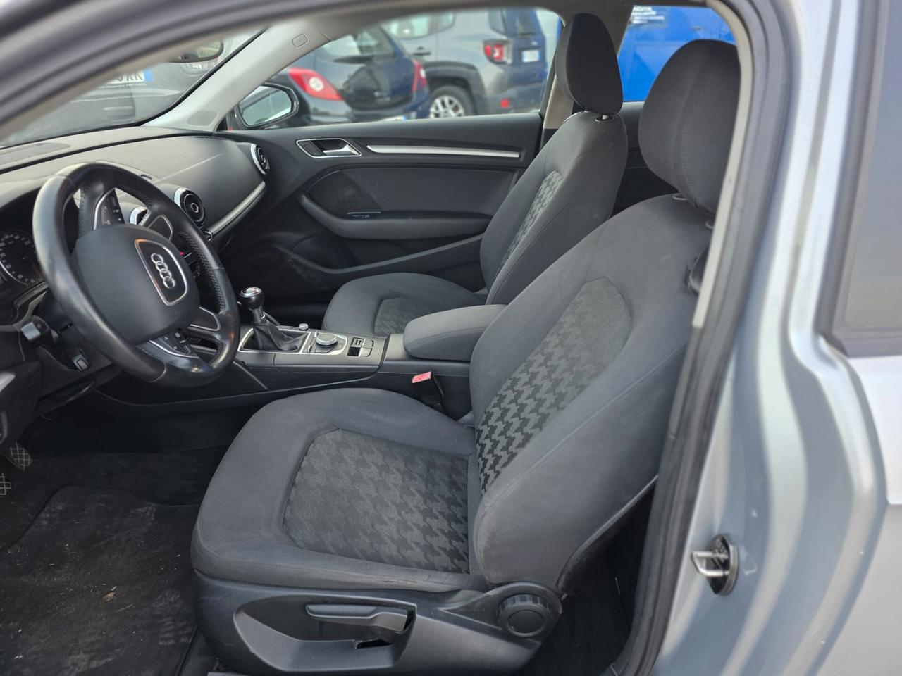 Audi A3 SPB 1.6 TDI ultra Attraction