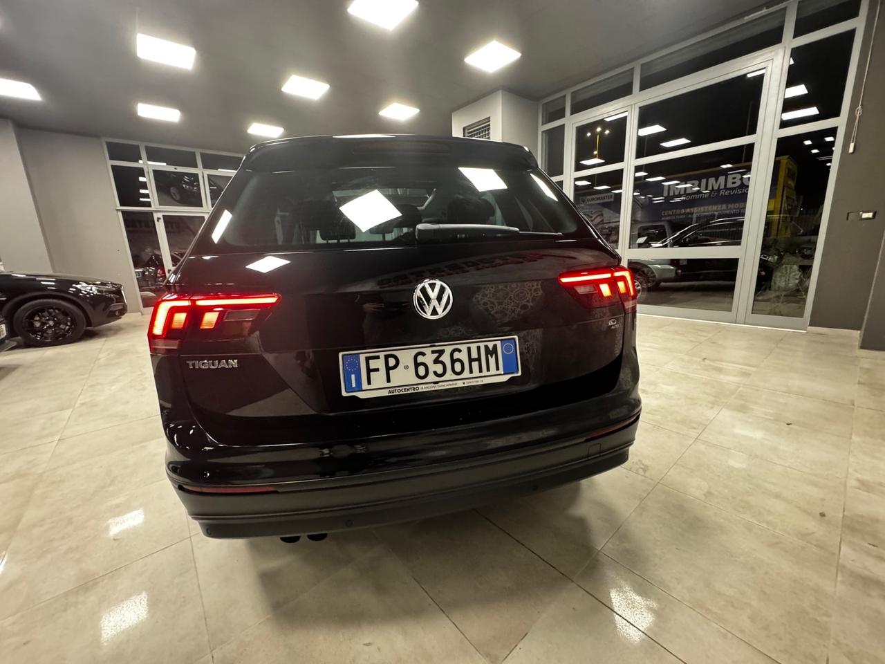 VOLKSWAGEN TIGUAN 2018 1.6 TDI TETTO APRIBILE