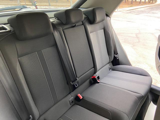 VOLKSWAGEN T-Roc 1.0 TSI Style VIRTUAL COCKPIT-CARPLAY-FARI LED