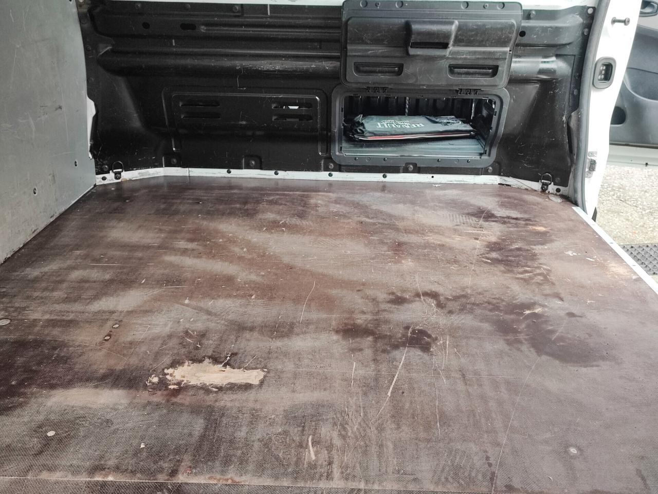 Renault Trafic KM 153.000 IVA COMPRESA