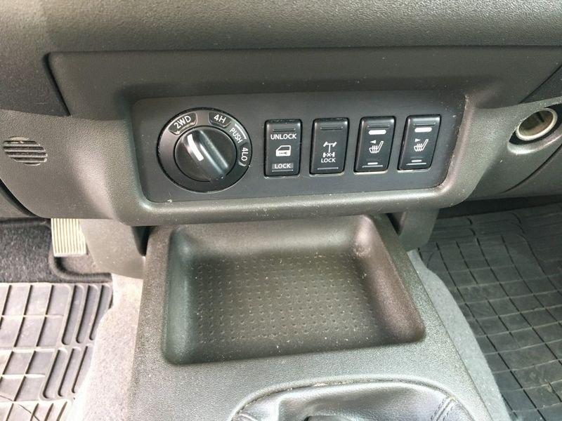Nissan Navara 2.5 dCi 4 porte Double Cab LE 4X4
