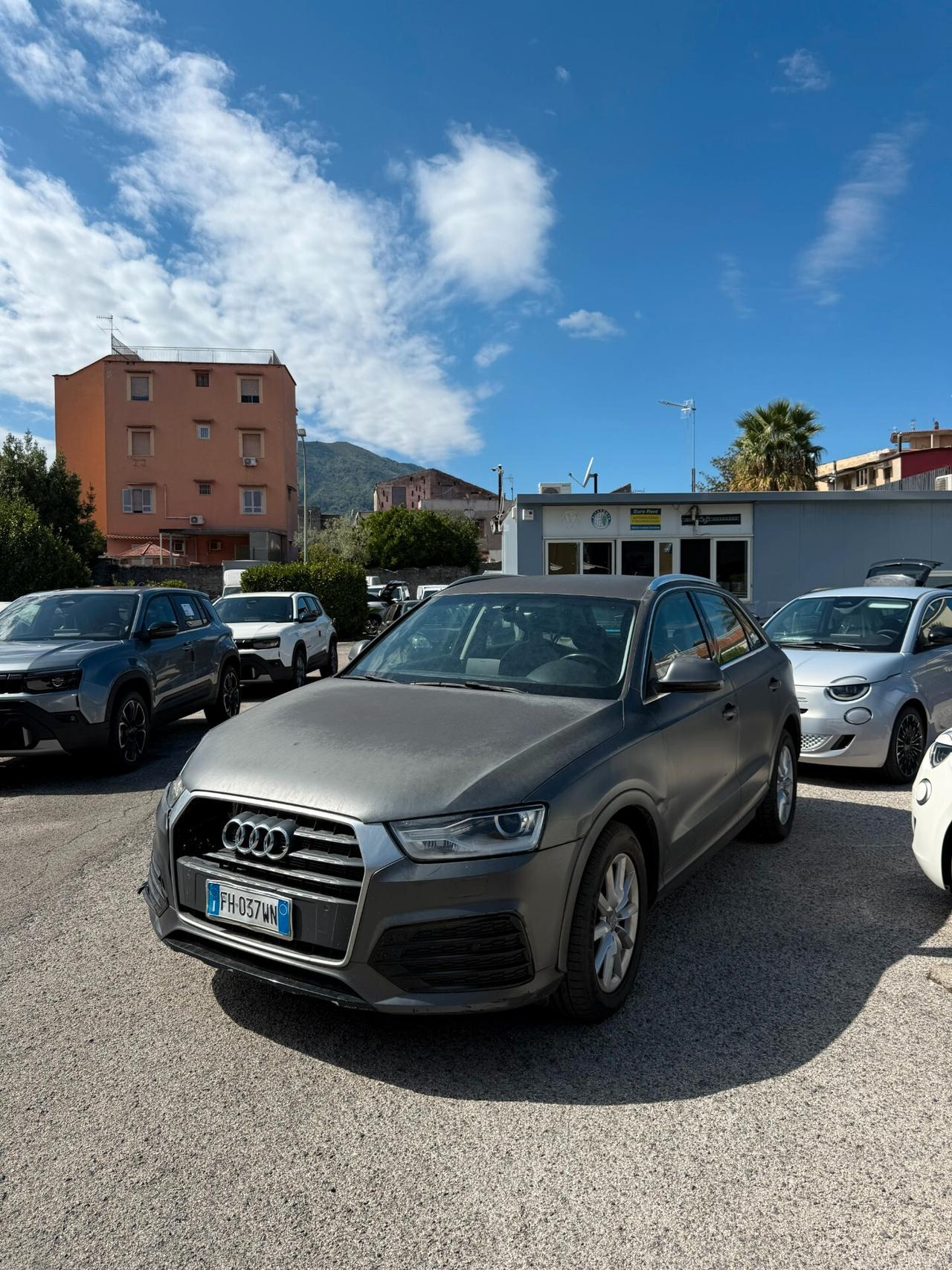 Audi Q3 2.0 TDI 120 CV S tronic Business