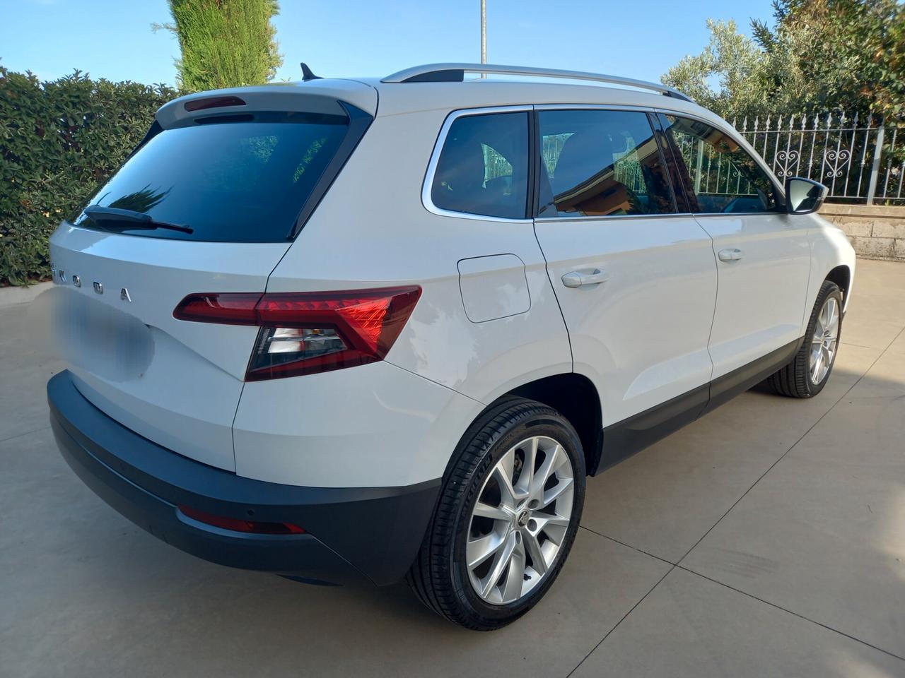 Skoda Karoq 1.6 TDI SCR Executive full