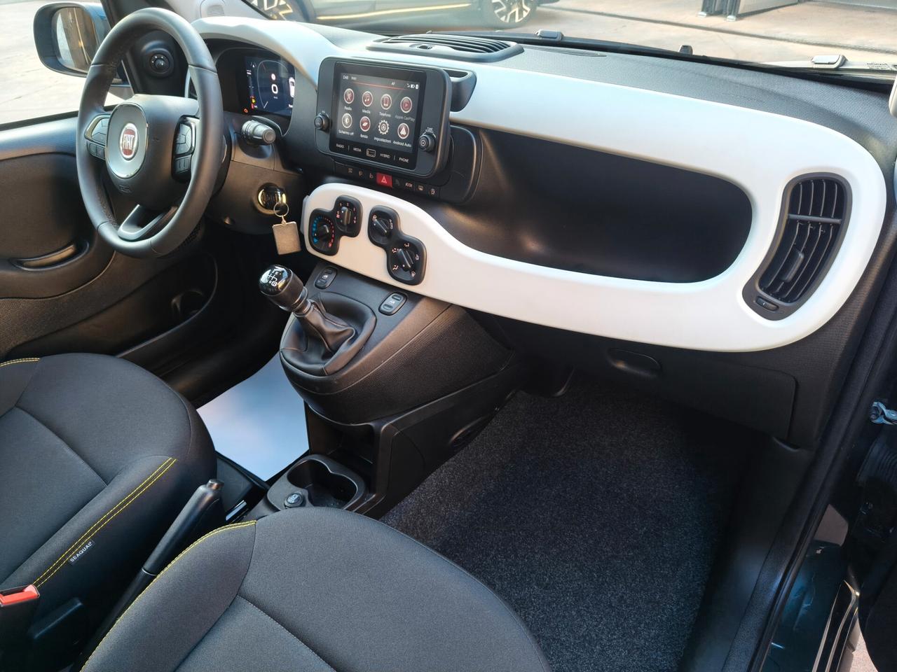 Fiat Panda 1.0 FireFly S&S Hybrid Pandina