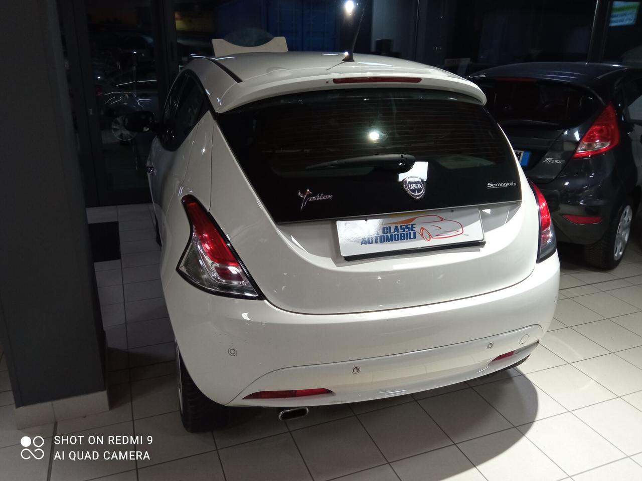 Lancia Ypsilon 1.3 MTJ 5P 95CV NEOPATENTATI SILVER