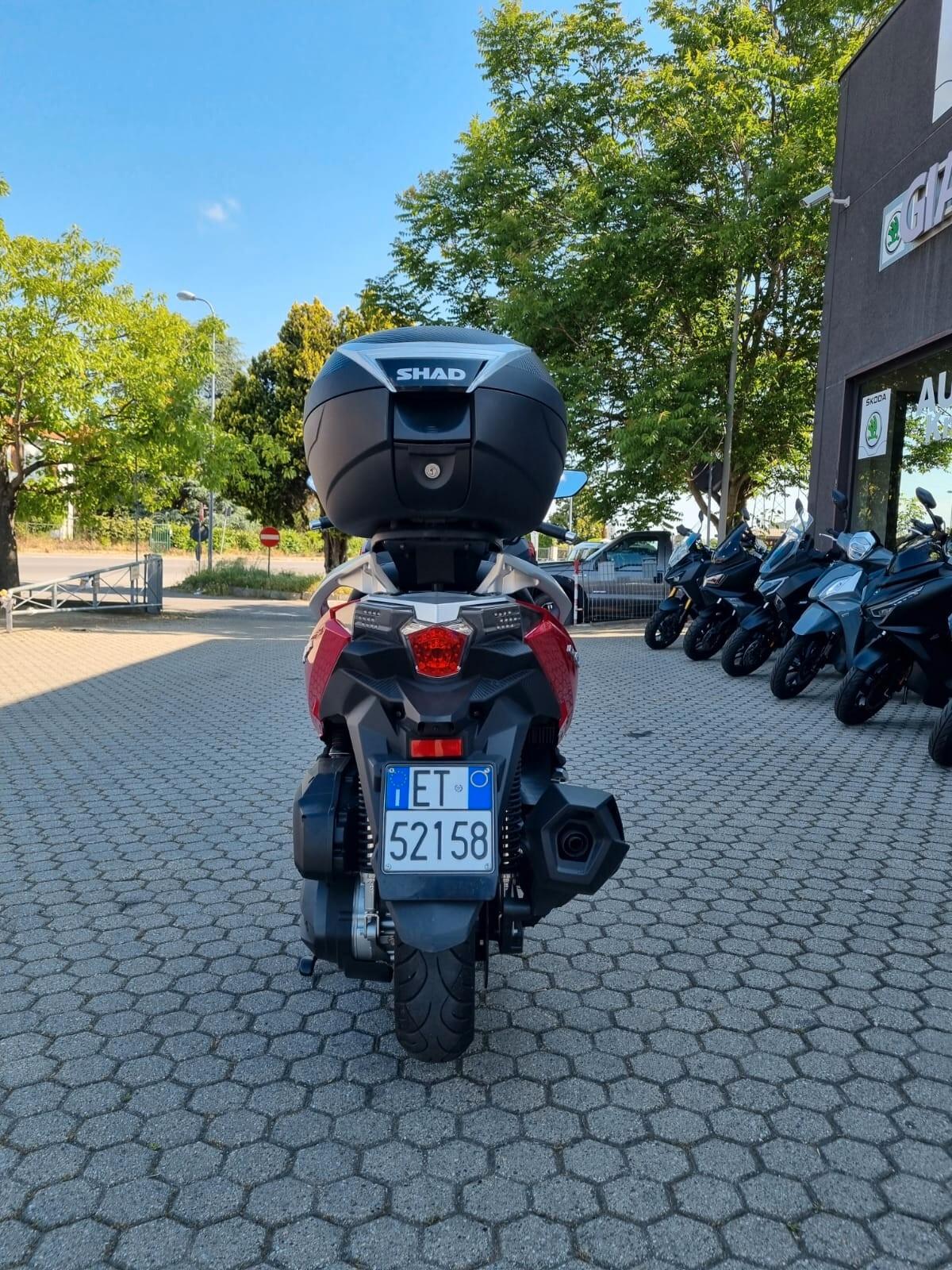 Sym Cruisym 300