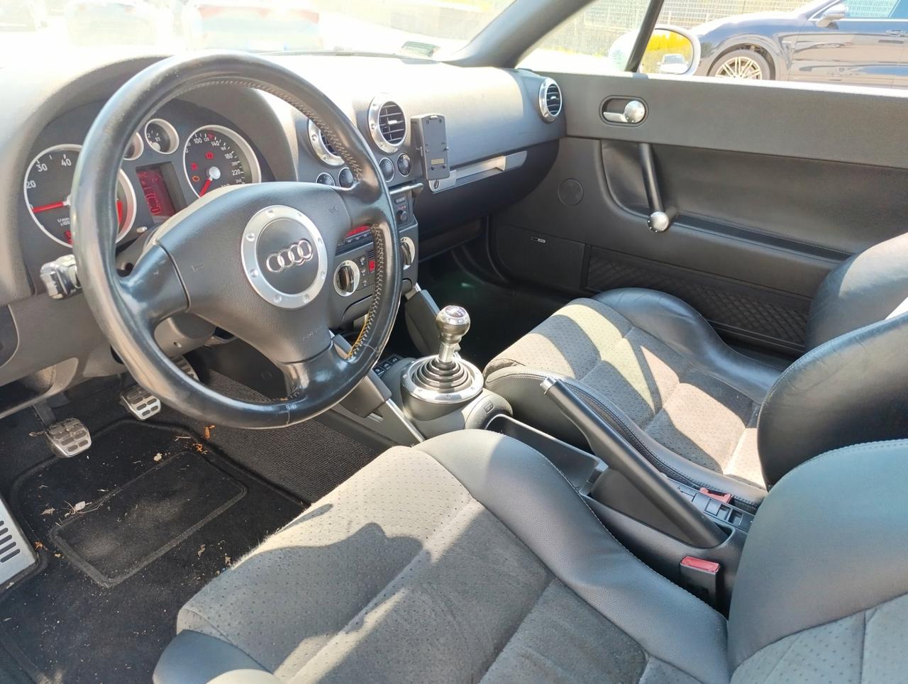 AUDI TT Roadster 1.8t 150cv