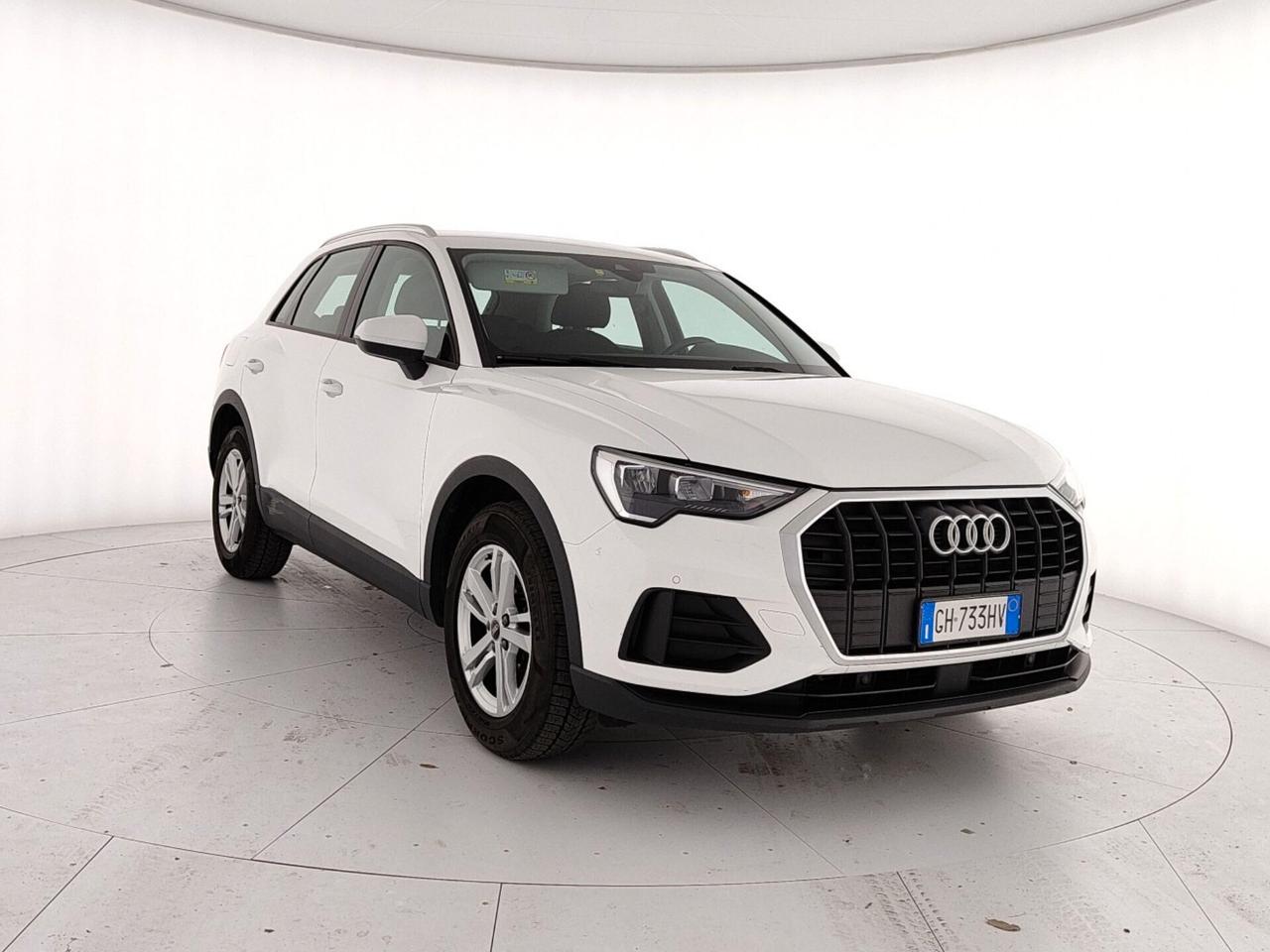 Audi Q3 35 TDI S tronic Business