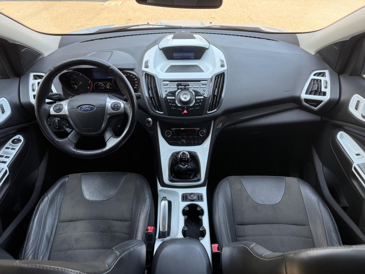 Ford Kuga 2.0 TDCI 140 CV 4WD Titanium