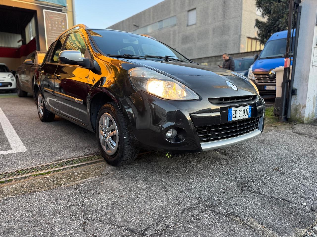 Renault Clio 1.2 16V 5 porte Luxe