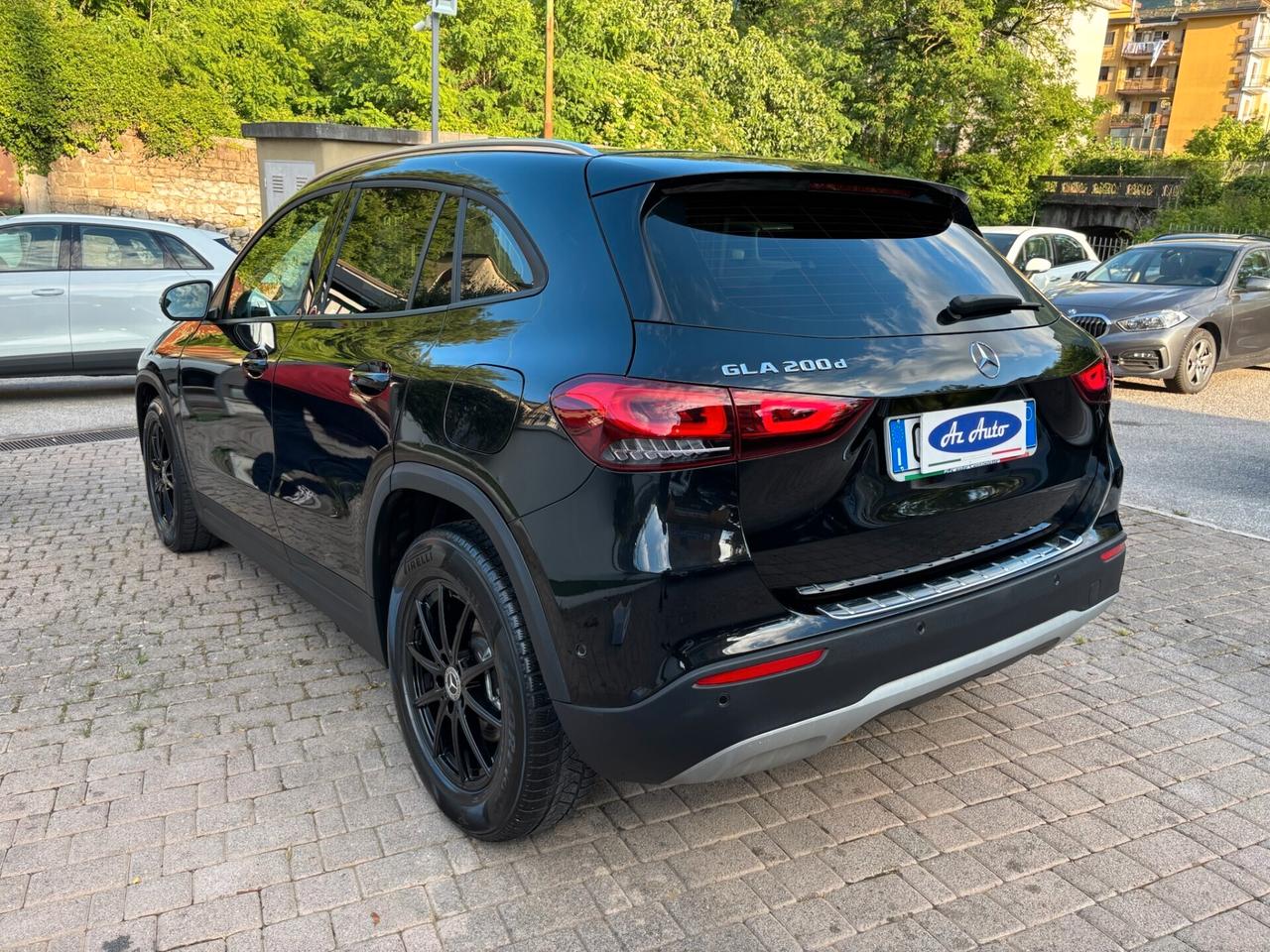 Mercedes-benz GLA 200 d Automatic Sport FULL- LED -MATRIX- MY 22