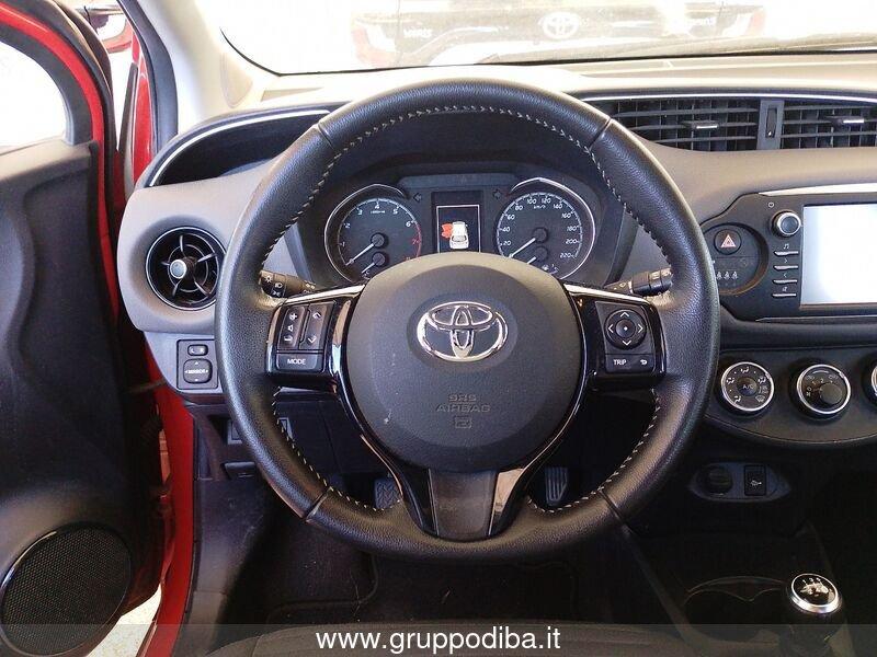Toyota Yaris III 2017 5p Benzina 5p 1.0 Active my18
