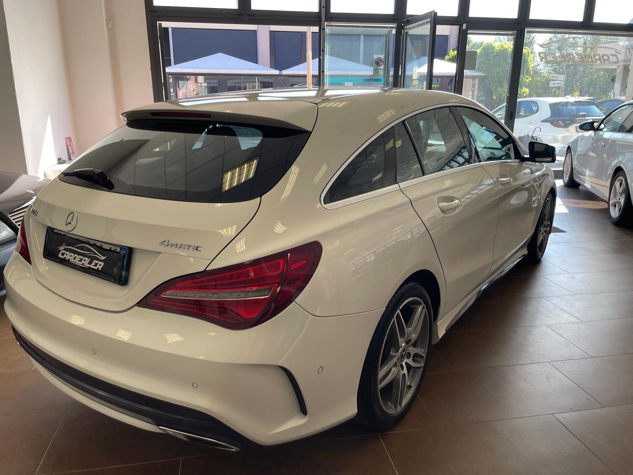 Mercedes-benz CLA 220 Shooting Brake. 4Matic Automatic PremiumAMG