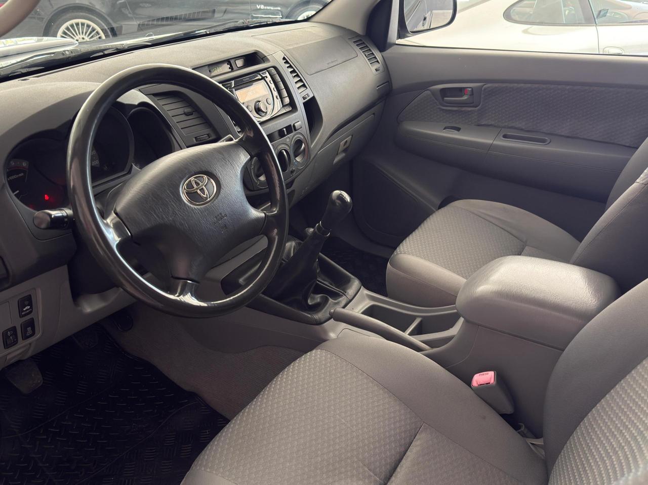 Toyota Hilux Extra Cab Hilux 2.5 extra cab SR 140cv my11