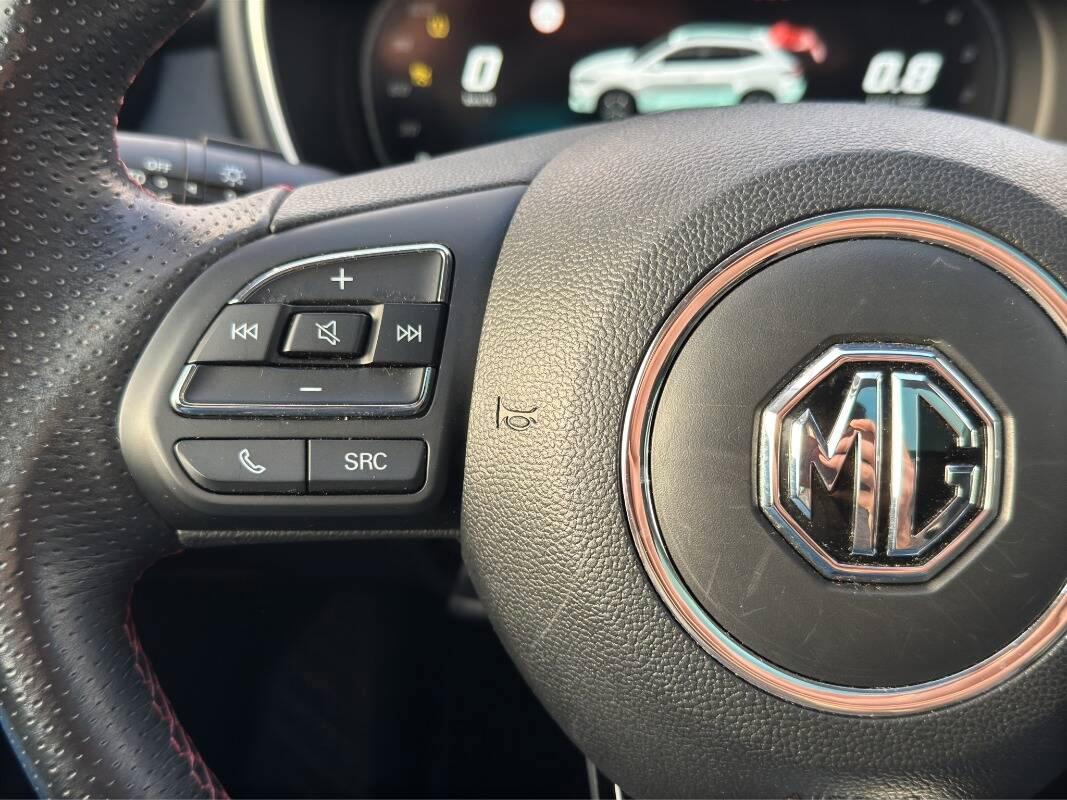 Mg HS 1.5 t Luxury AUTOMATICA e TETTO PANORAMICO