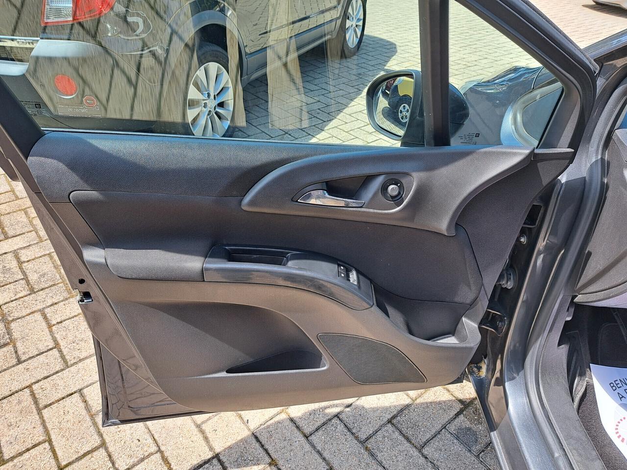 Opel Meriva 1.4 Turbo 120CV GPL valido FINO 2032