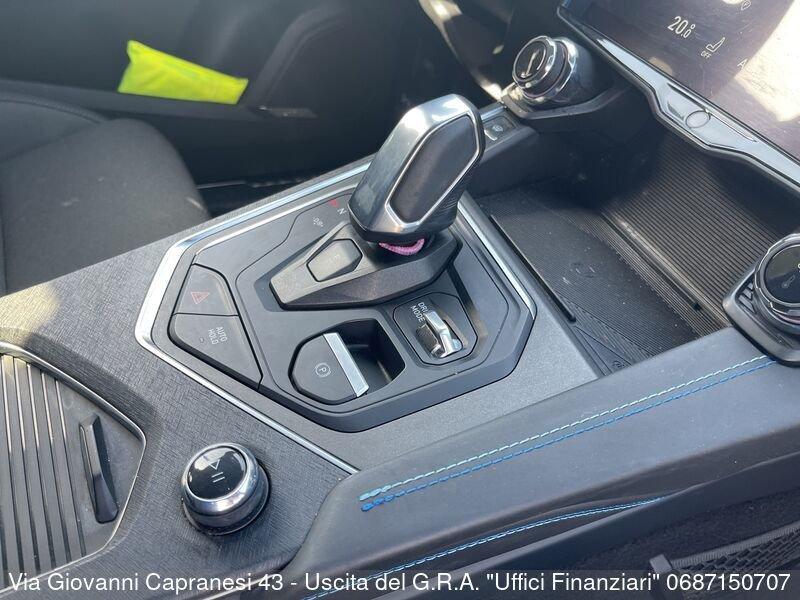 Lynk & Co 01 01 PHEV