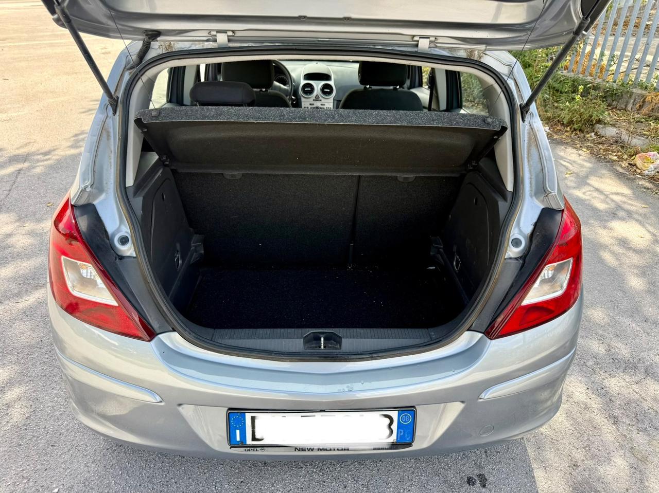 Opel Corsa Diesel 1.3 CDTi Neopatentati 86 milaKM