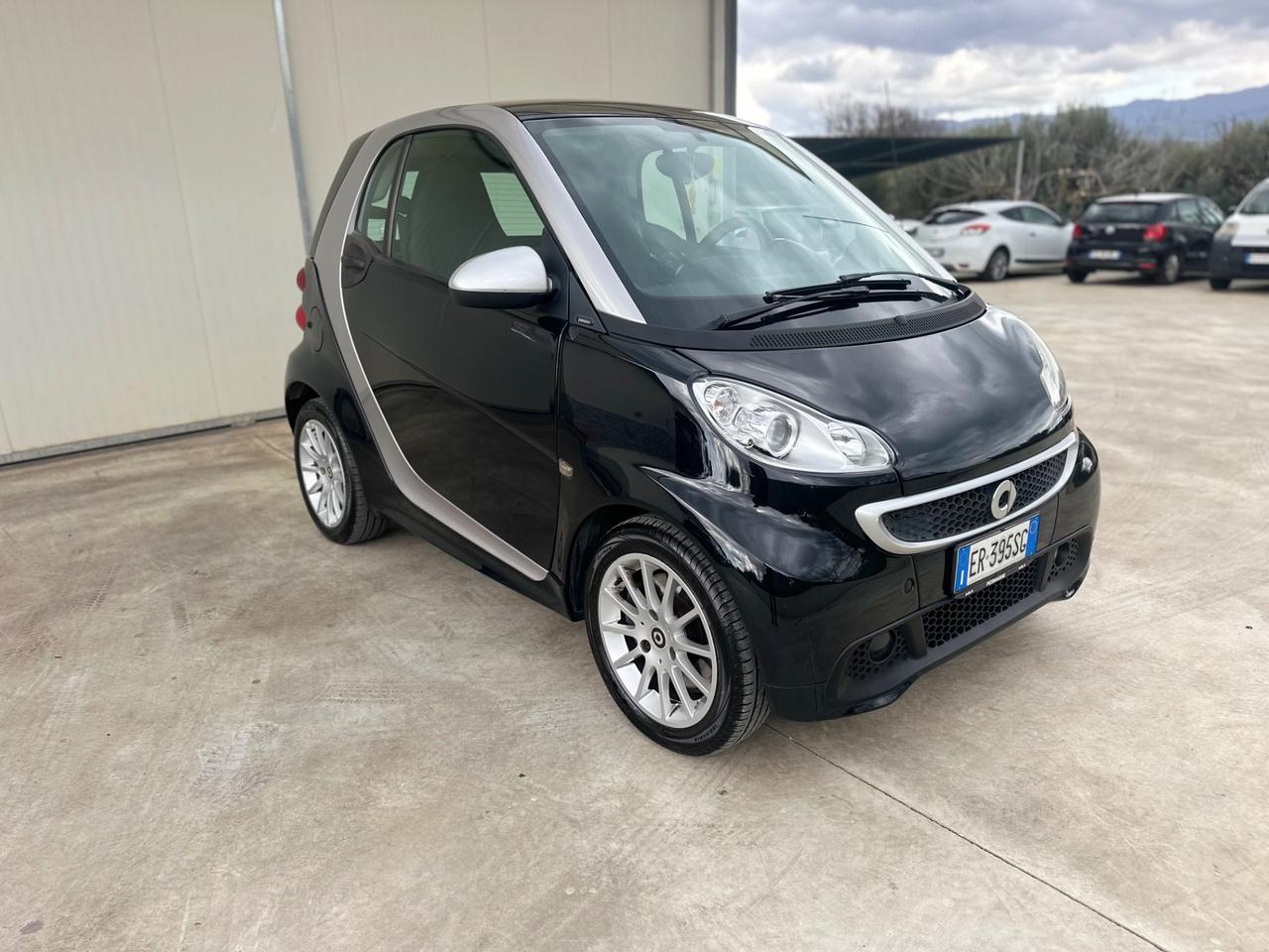Smart ForTwo 1000 52 kW coupé passion