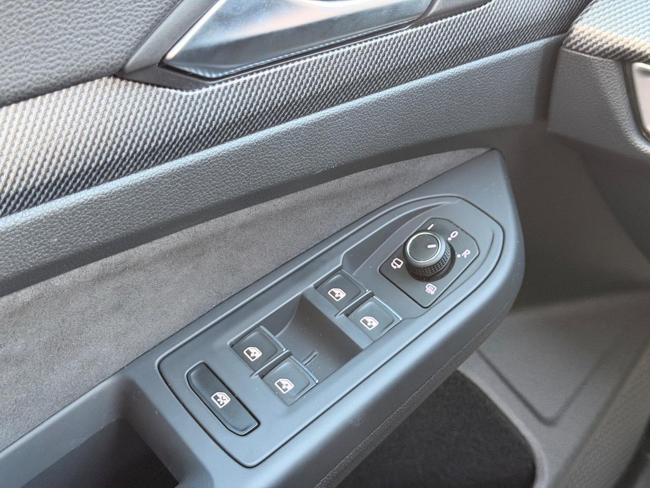 Volkswagen Golf GTI 2.0 TSI 265cv TETTO HARMAN KARDON