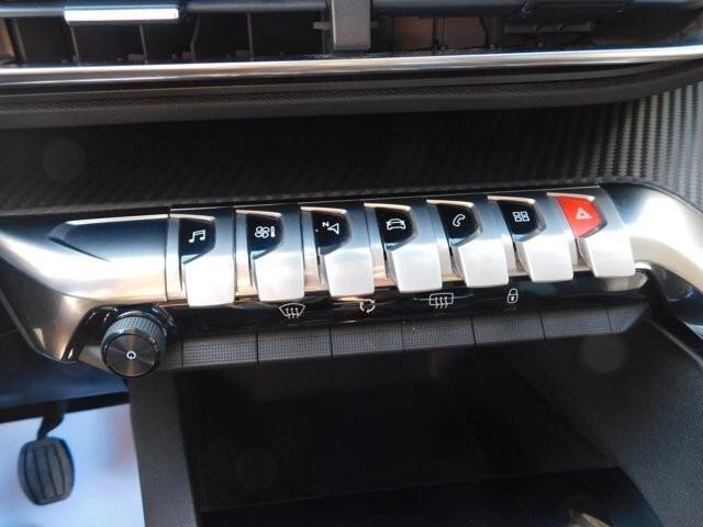 Peugeot 3008 BlueHDi 130 S&S Allure Pack