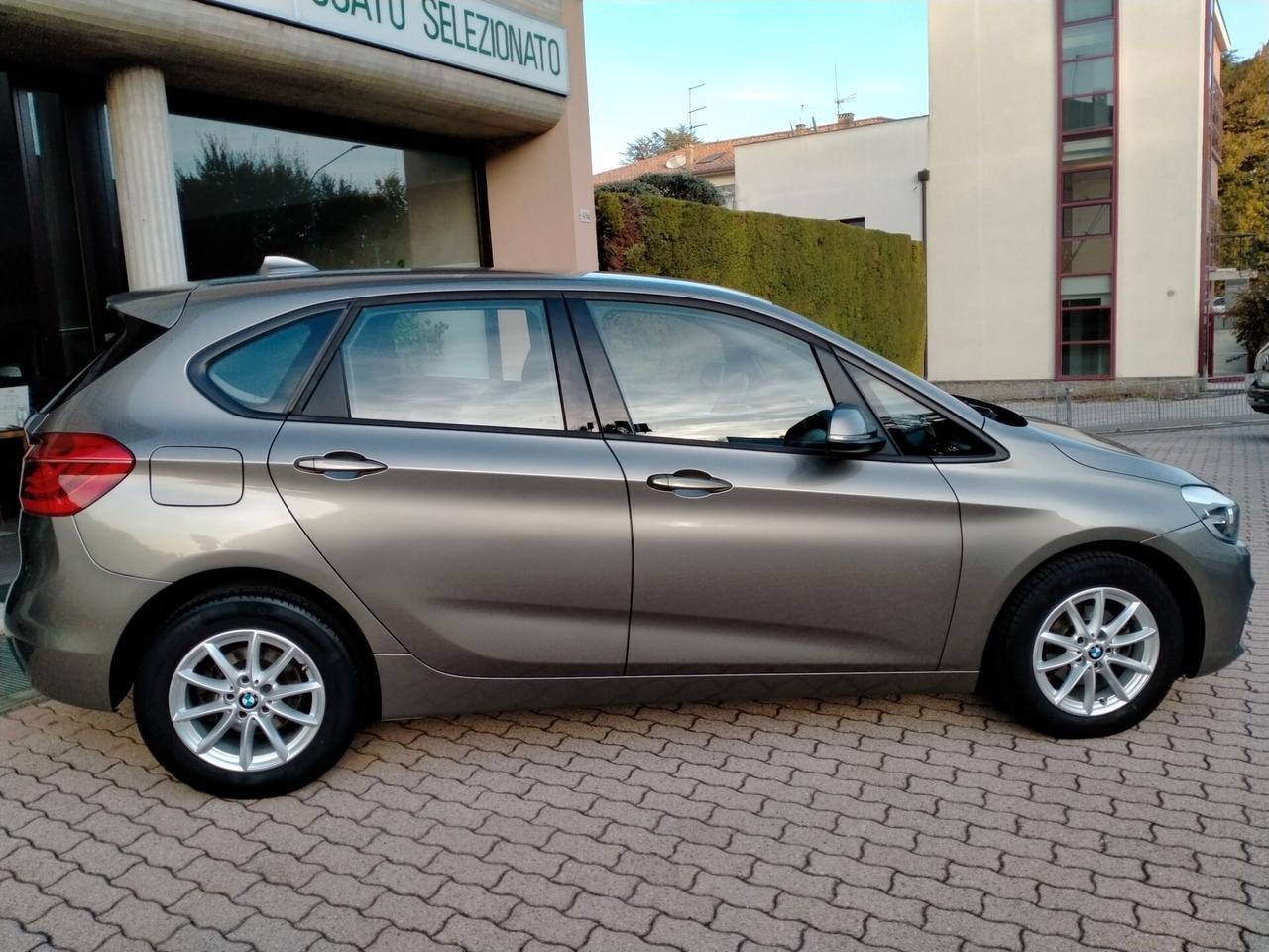 Bmw 2er Active Tourer 214d Active Tourer Advantage