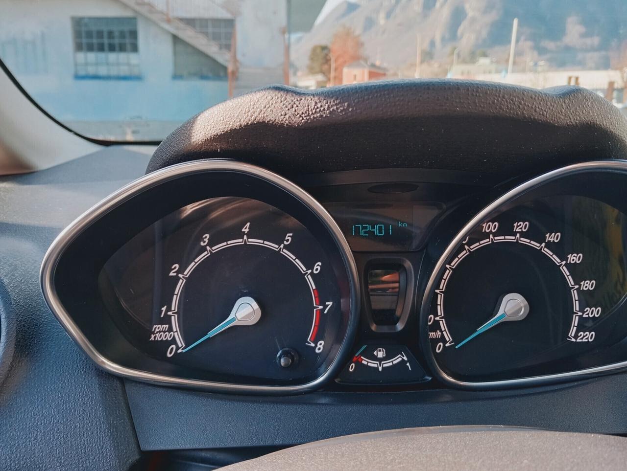 Ford Fiesta 1.4 3 porte Bz.- GPL Black & White Edition