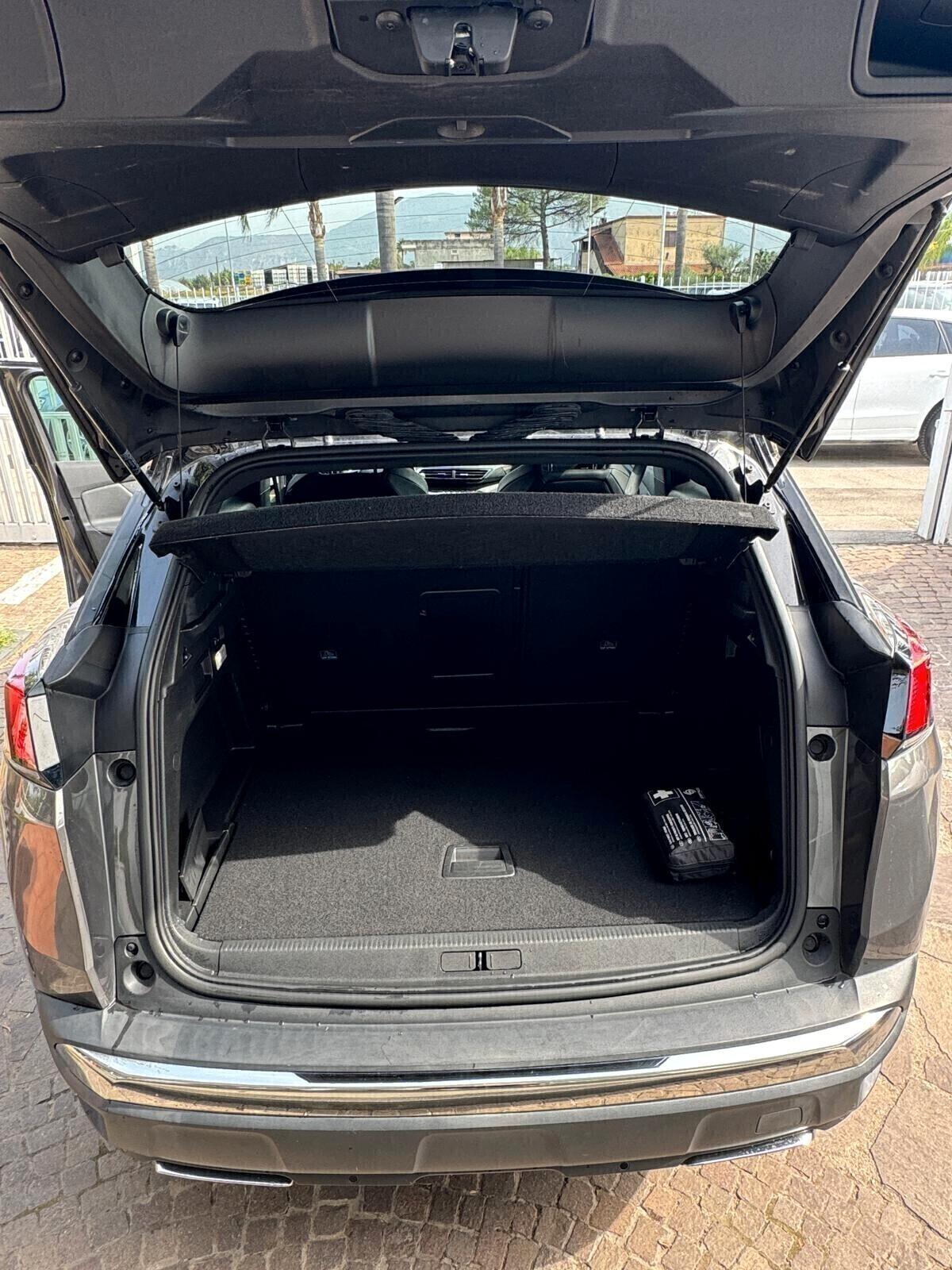 Peugeot 3008 130CV GT Line CAMBIO AUTOMATICO DIESEL