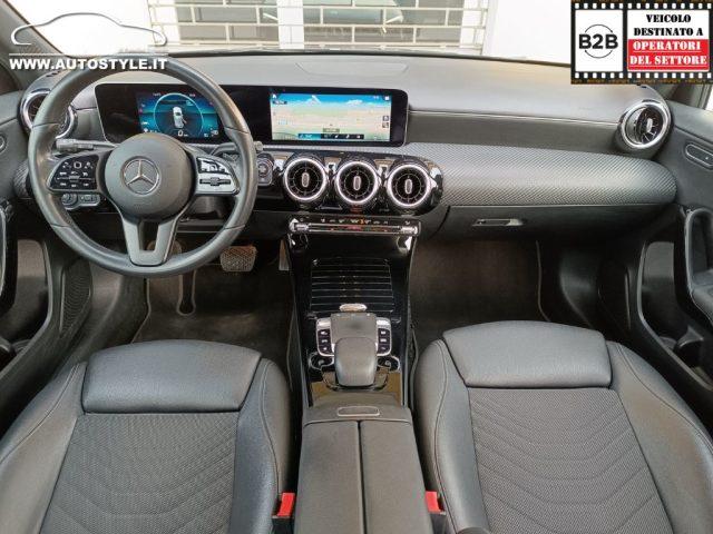 MERCEDES-BENZ A 180 d Automatic Business
