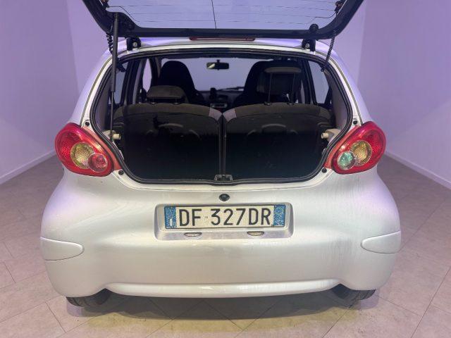TOYOTA Aygo 1.0 12V VVT-i 5 porte Sol