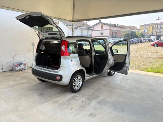 FIAT Panda 0.9 TwinAir Turbo NEOPATENTATI CAMBIO AUTOMATICO