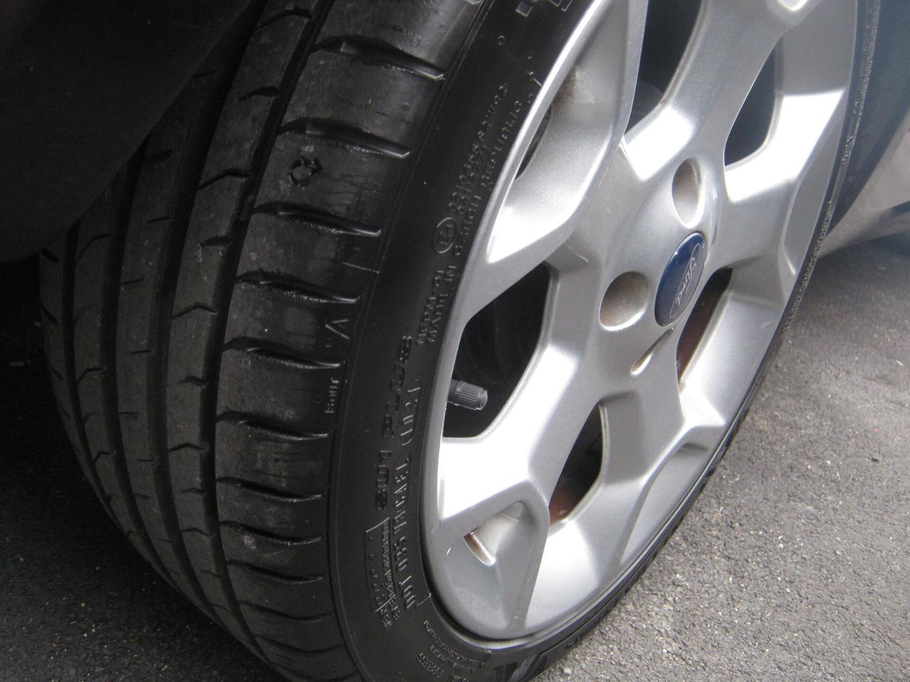 Ford Ka 1.2 8V 69CV Titanium AUTOEMILIA