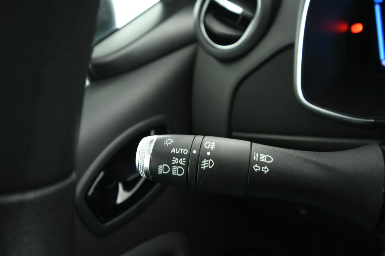 RENAULT Zoe Life R110 NEOPATENTATI+APP CONNECT+FULL LED