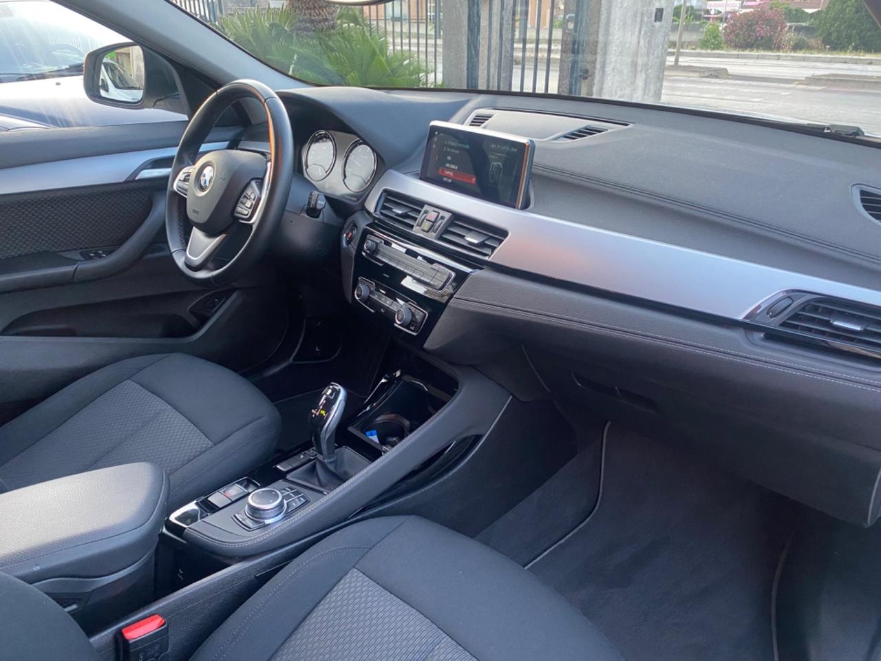 Bmw X2 sDrive18d Business-X