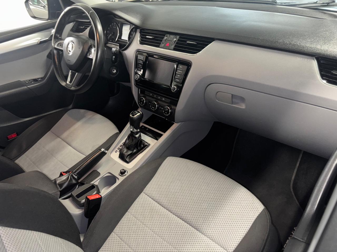 Skoda Octavia 1.6 TDI DSG AUTOMATIC SW