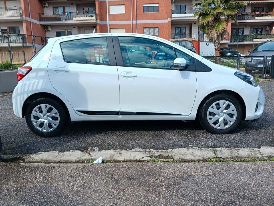 Toyota Yaris 1.0 72 CV 5 porte Active