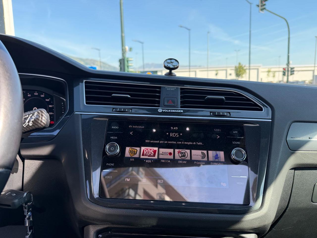 Volkswagen Tiguan 1.5 TSI R-Line *PROMO FIN #10691